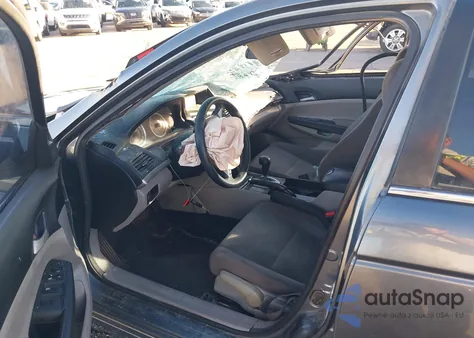 2011 Honda Accord 2.4 Lx from USA, damaged, VIN 1HGCP2F30BA131739